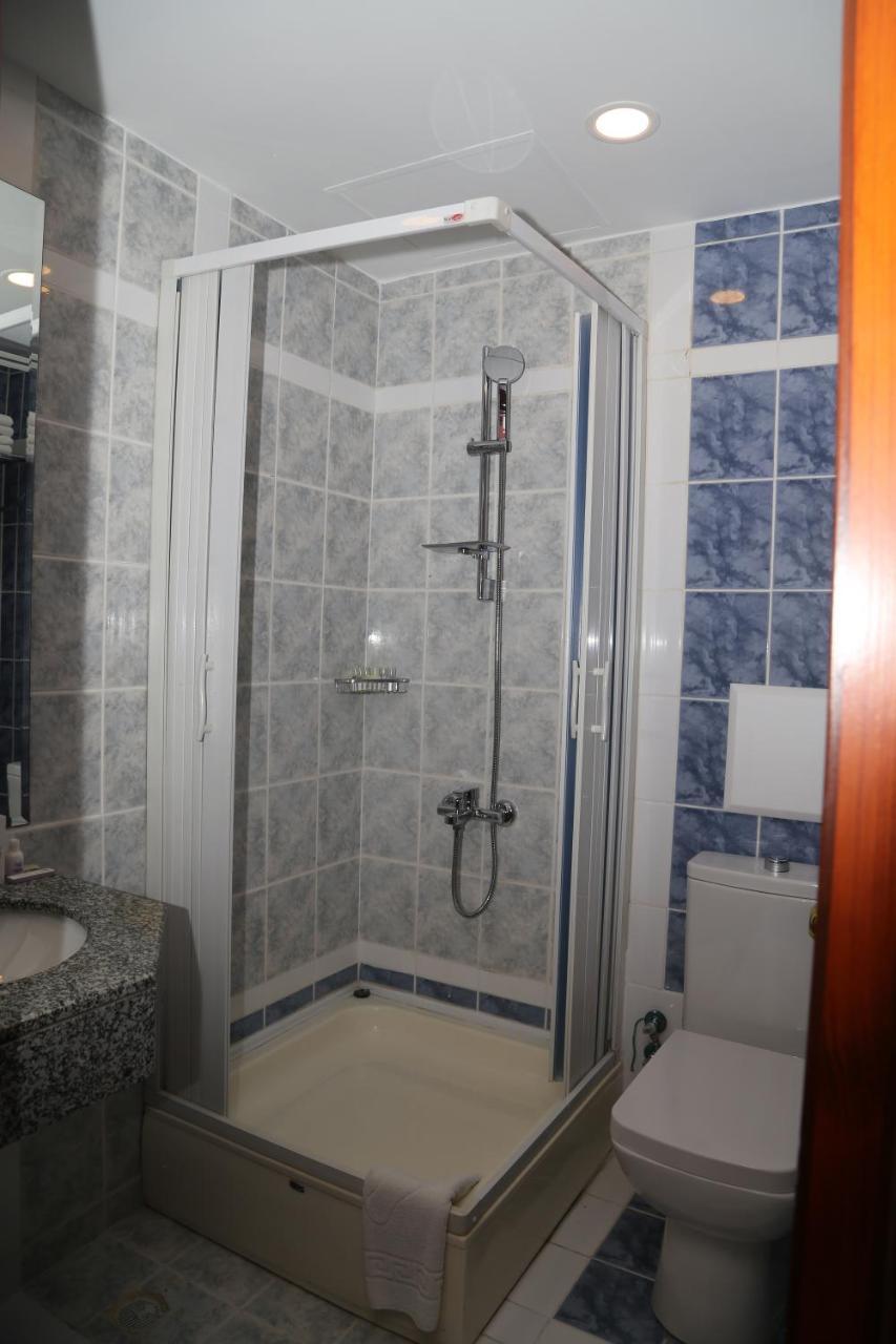 Celebrity Hotel Lapithos  Exterior photo